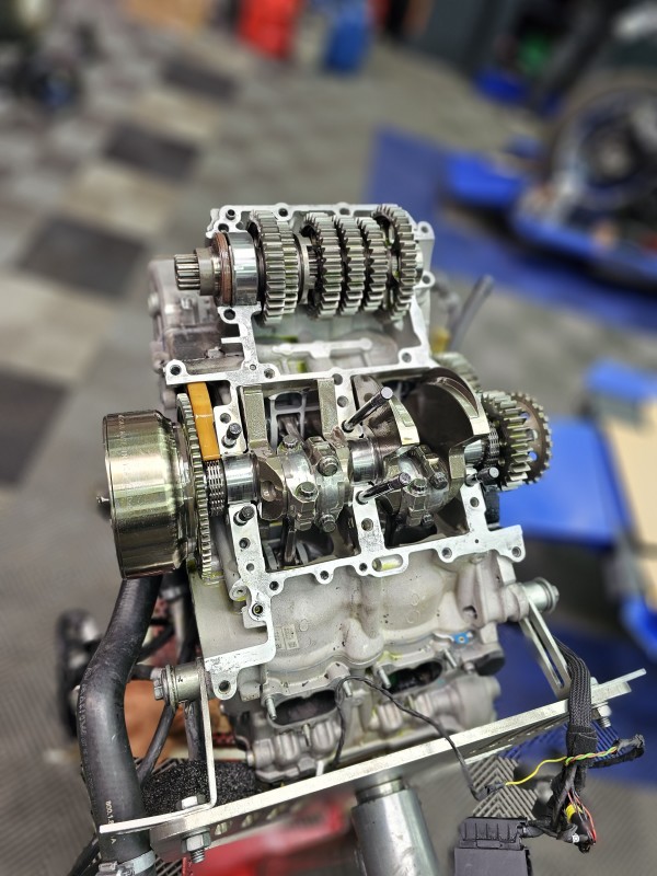 Reconditionnement moteur moto DUCATI PANIGALE V4 entre Lyon et Valence